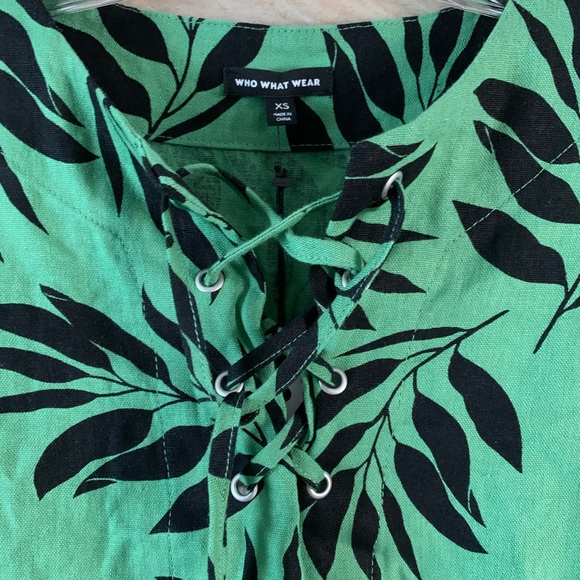 Pattern Dress - Picture 3 of 4